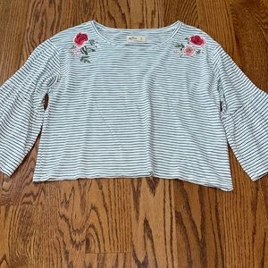 Hollister striped flower embroidery top, like new, (size: adult xs)